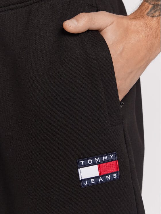 TOMMY JEANS Pantaloni de trening Badge DM0DM14272 Negru
