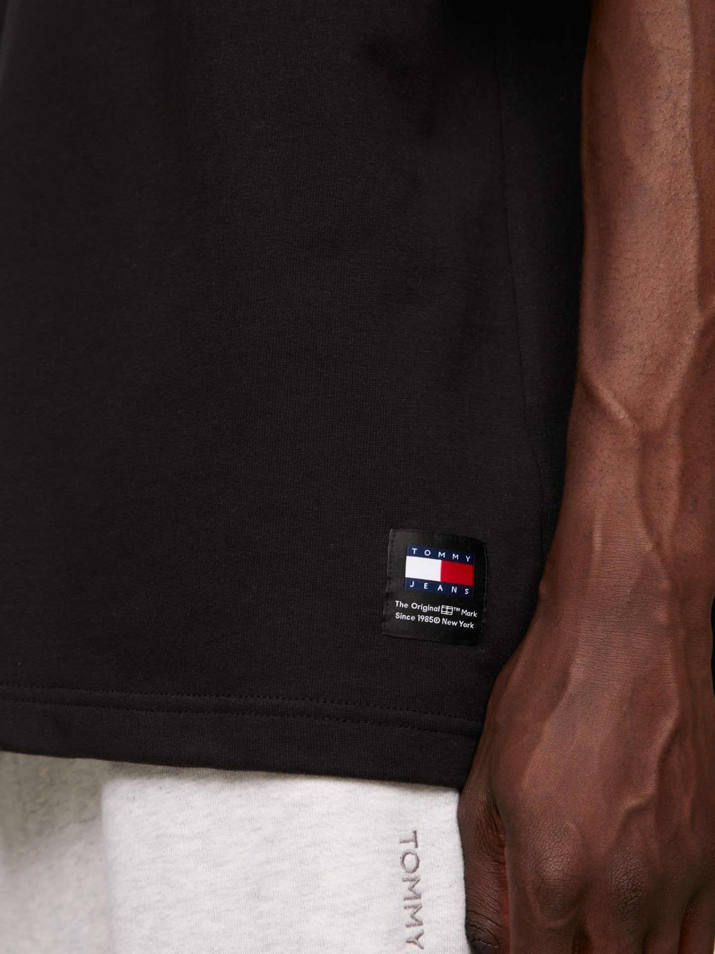 TOMMY JEANS Tricou Oversize - Negru