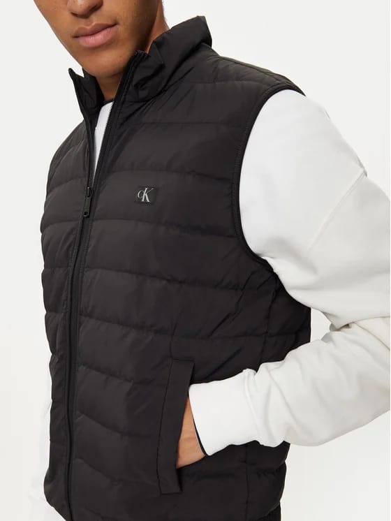CALVIN KLEIN JEANS Vestă J30J326635 Negru