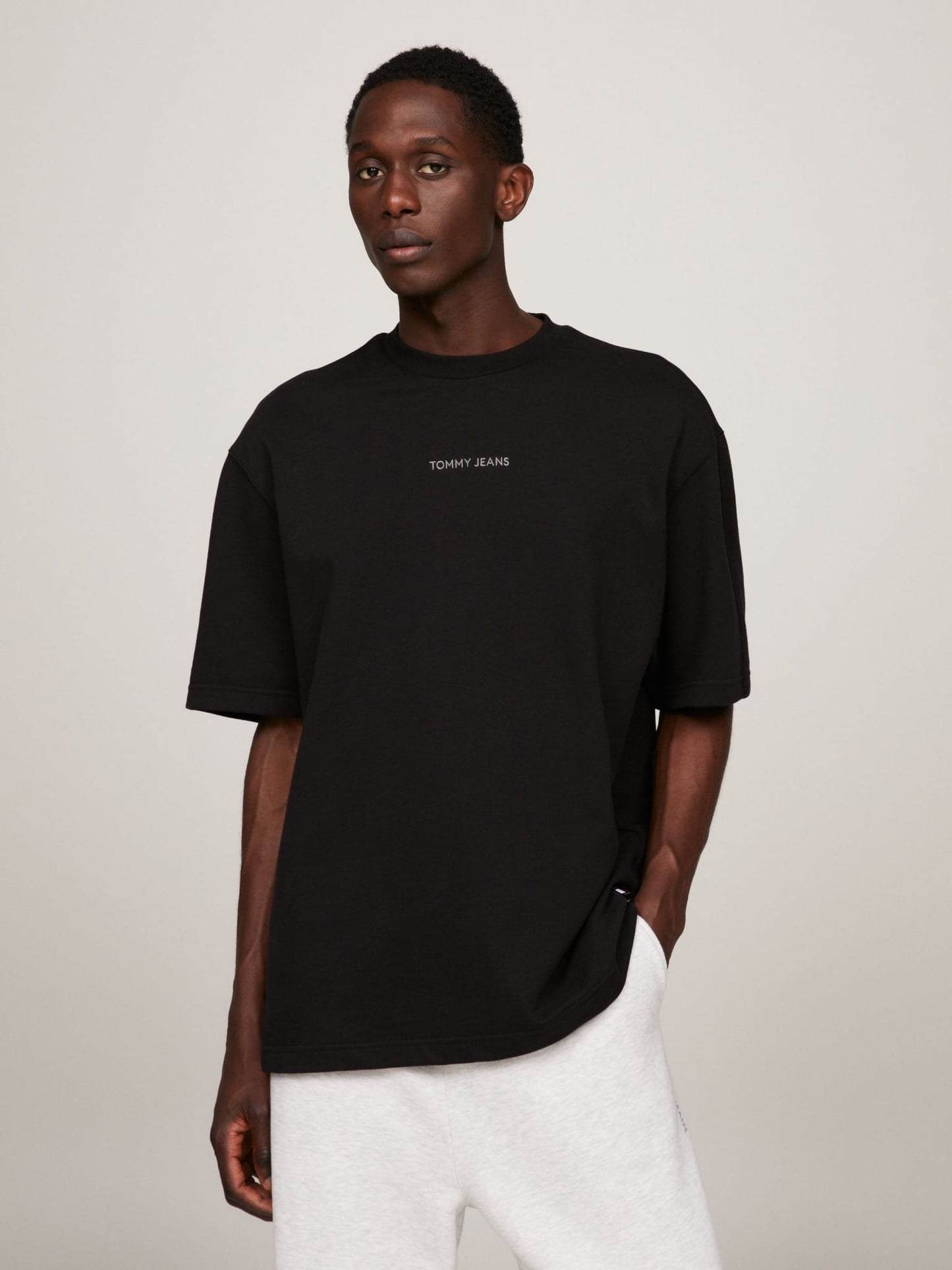 TOMMY JEANS Tricou Oversize - Negru