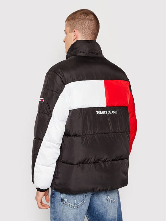 TOMMY JEANS Geacă din puf DM0DM12170 BDS Negru