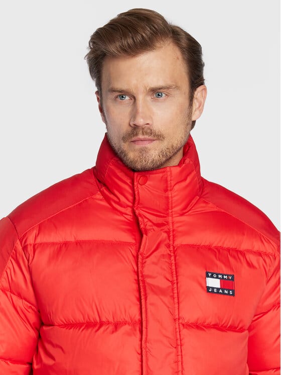 TOMMY JEANS Geacă din puf Tonal Badge DM0DM15121 Roșu