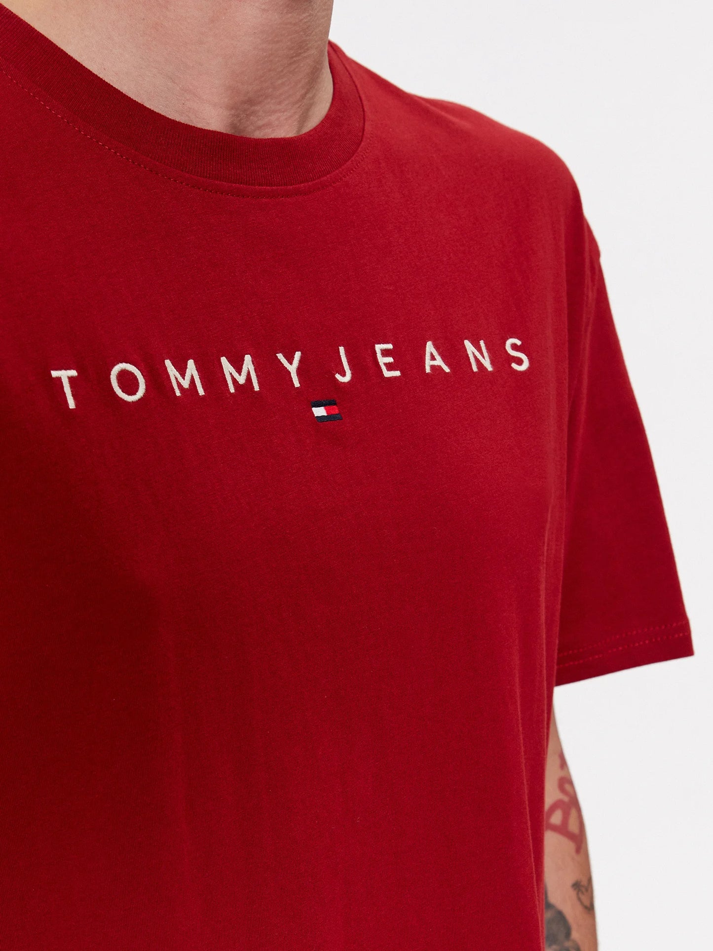 TOMMY JEANS Tricou Linear Logo - Roșu Regular Fit