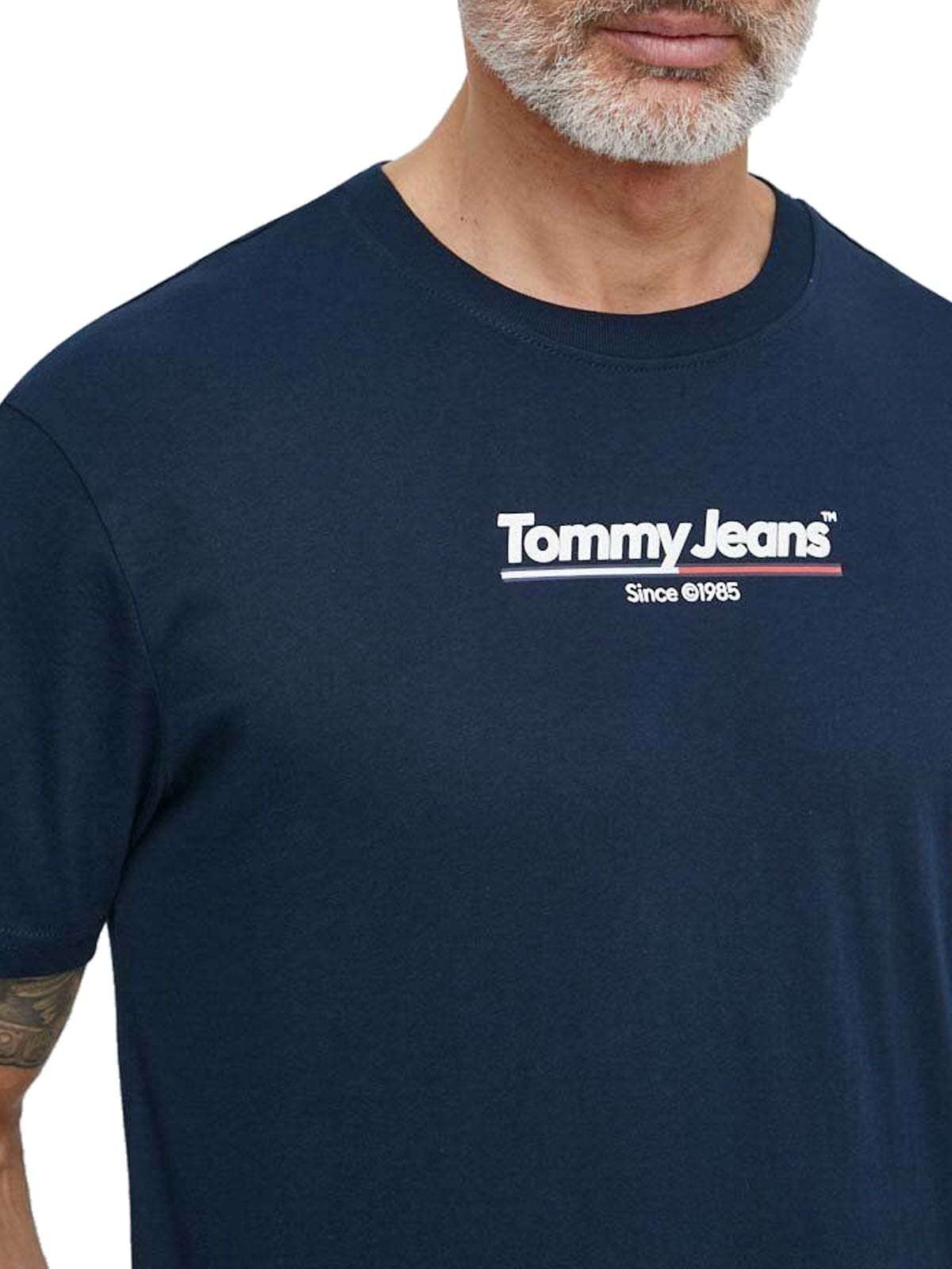 TOMMY JEANS Tricou DM0DM18590 C1G Bleumarin