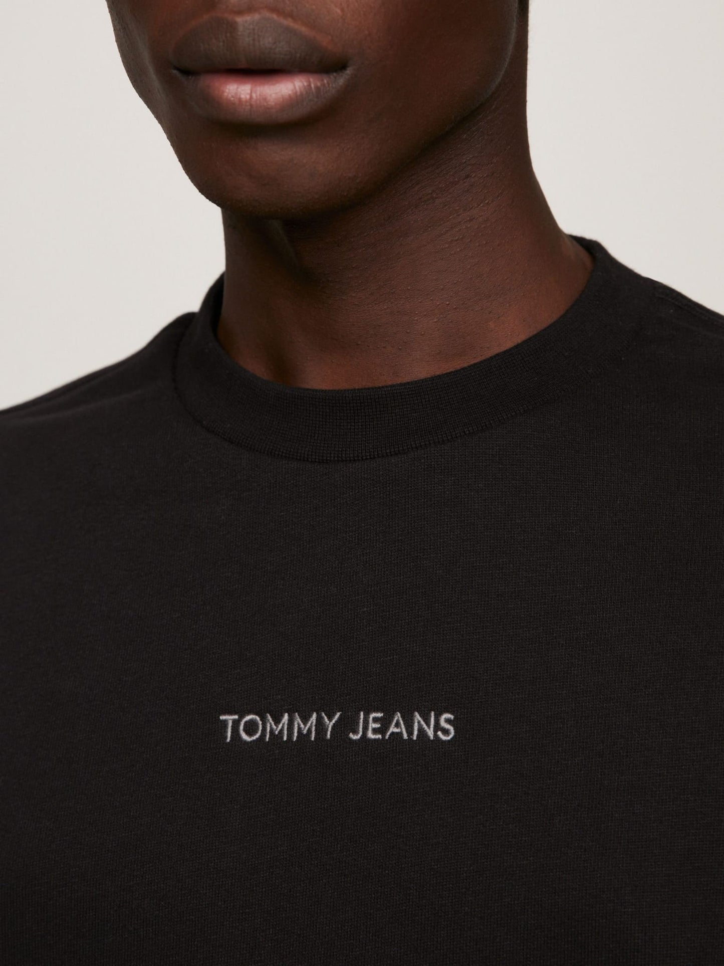 Tricou Tommy Jeans oversized - Negru